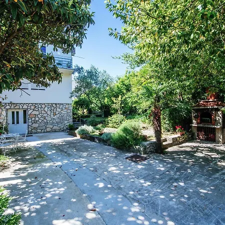 Cozy In With Garden Zadar