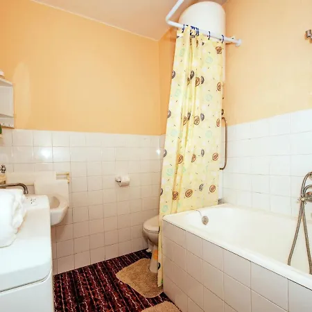 Cozy In With Garden Apartment Zadar